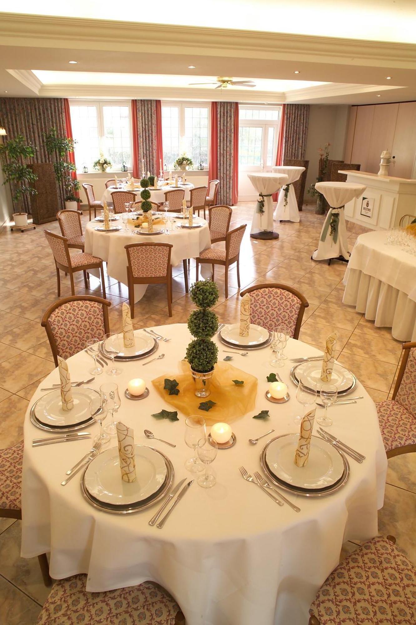 Hotel Pfeffermuehle Borchen エクステリア 写真